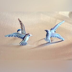 Vintage Beau Sterling Silver Bird in Flight Earrings - Screwback Style